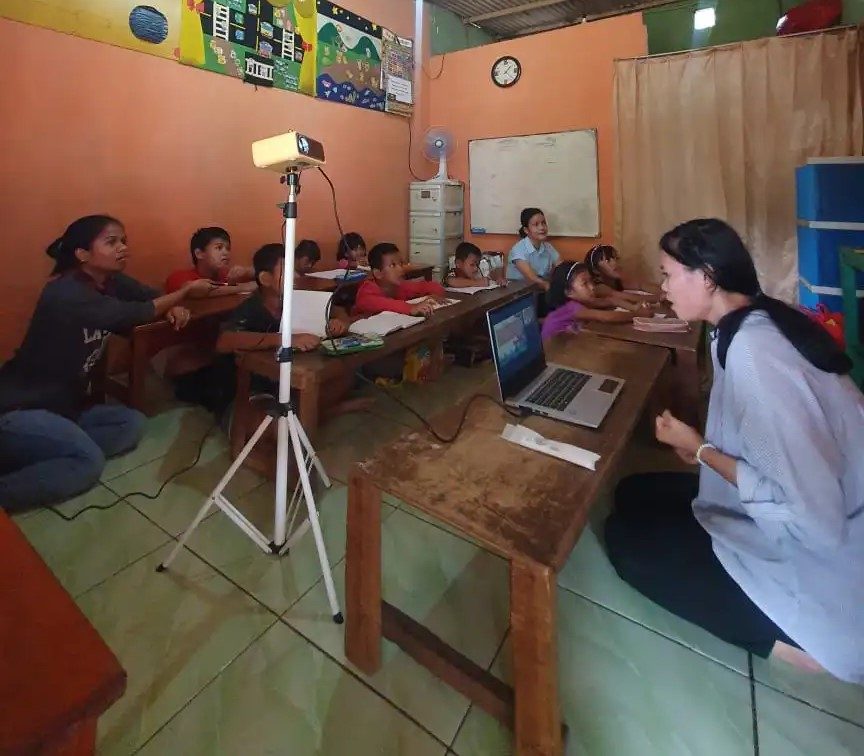 Hope Learning Center — English education classes for kindergarten, elementary and middle school children in Tangerang, Banten