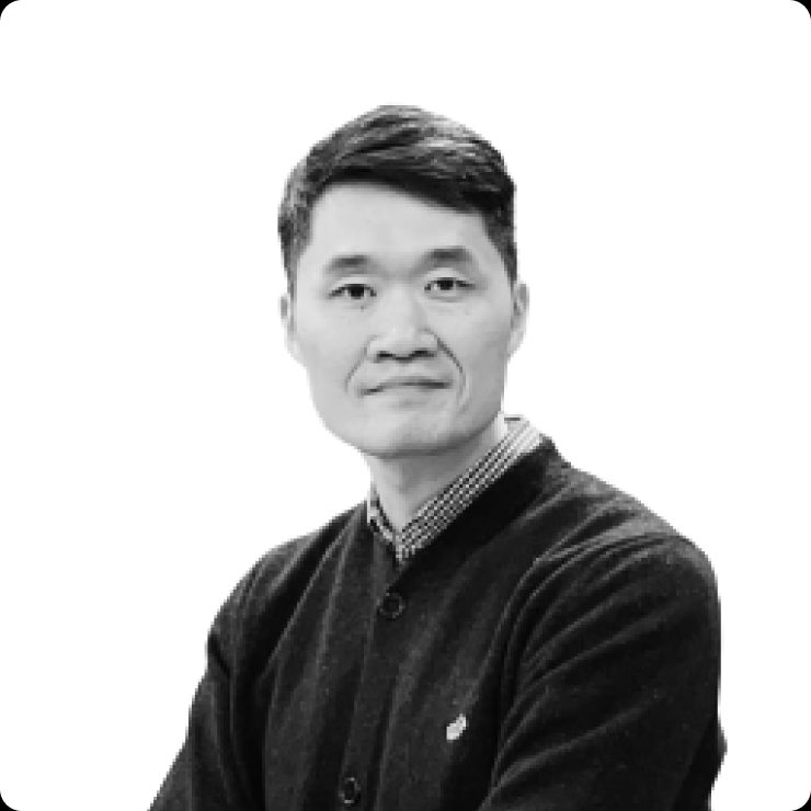 Jungho Kim, Board Member / Senior Pastor of “Seungbok Church”